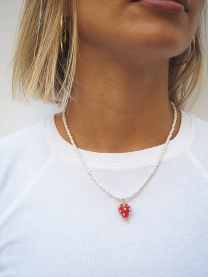 STRAWBERRY NECKLACE